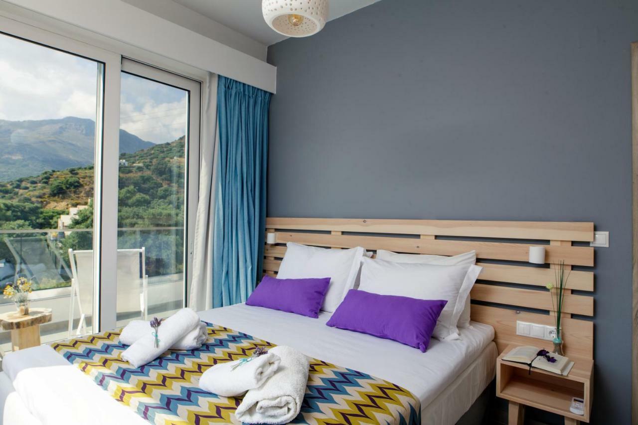 Irida Guesthouse By The Pool بلاكاس المظهر الخارجي الصورة
