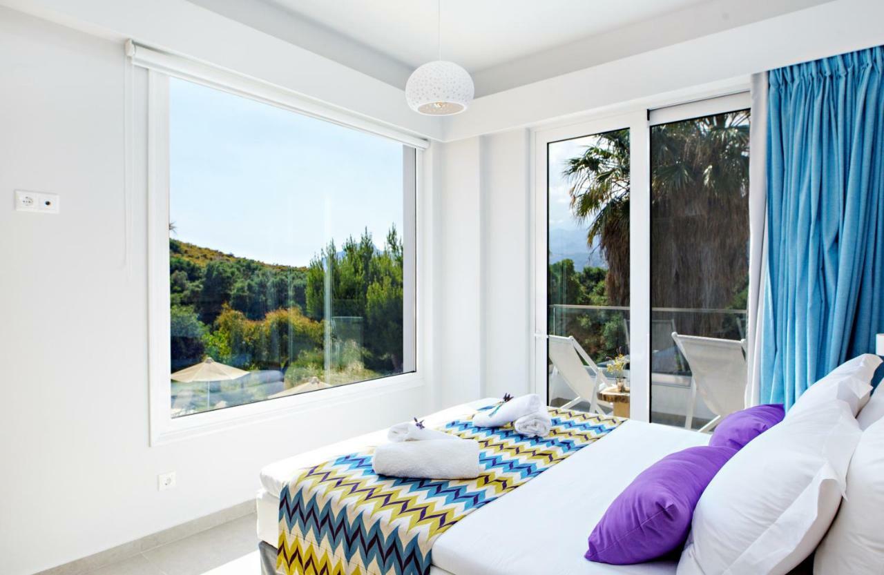 Irida Guesthouse By The Pool بلاكاس المظهر الخارجي الصورة
